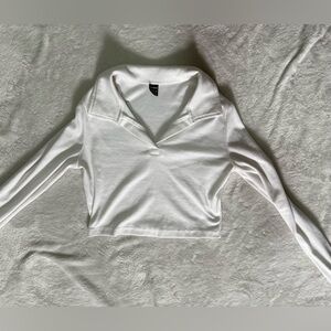 Long sleeve crop top
